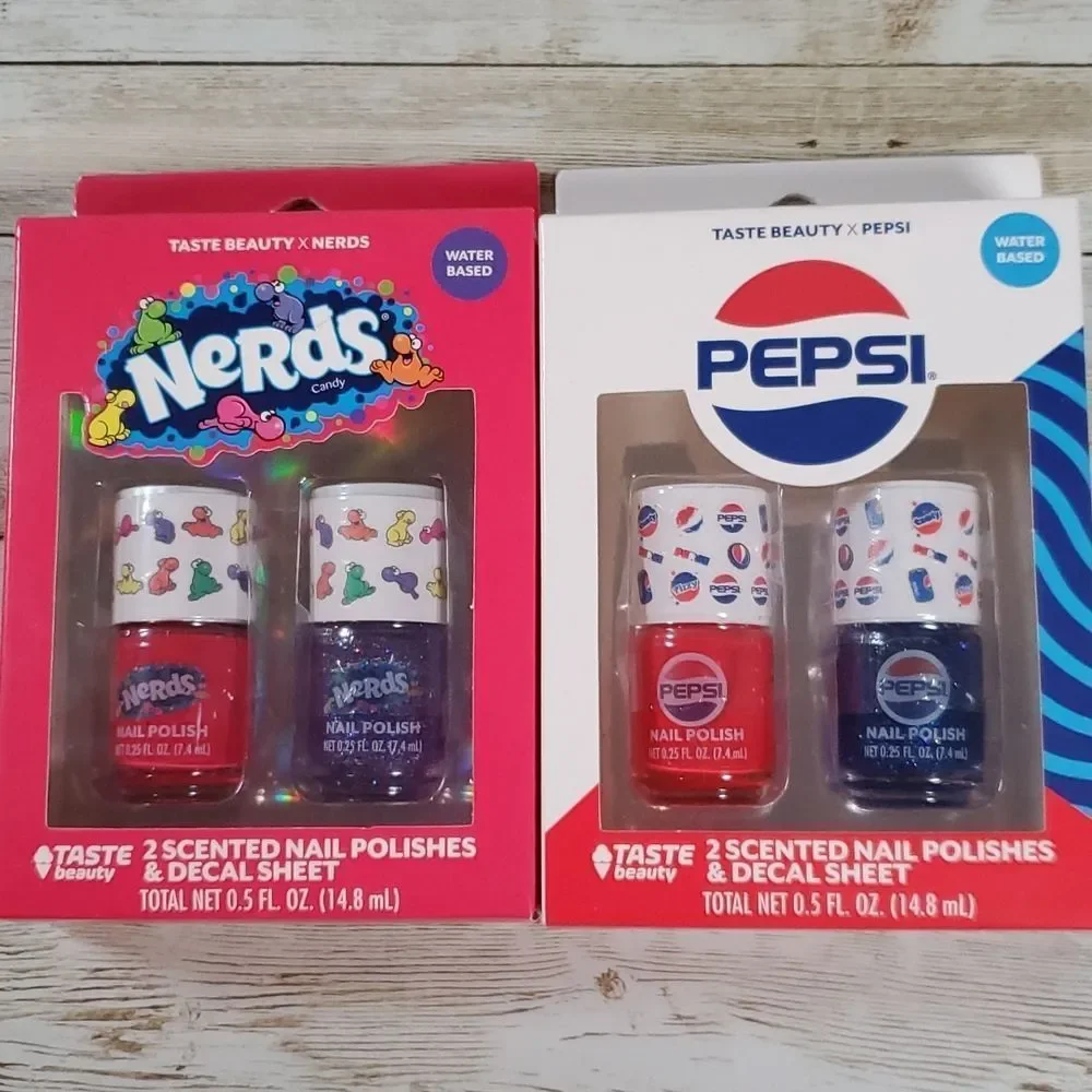 NWT Charms Blow Pop Eyeshadow Palette 9 Shades w/ Mirror Nerds‎ & Pepsi Polishes